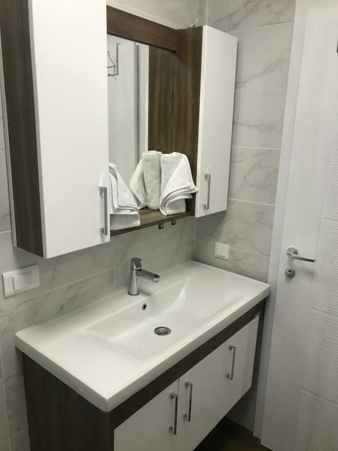 Three Stars Apartments Ohrid Buitenkant foto