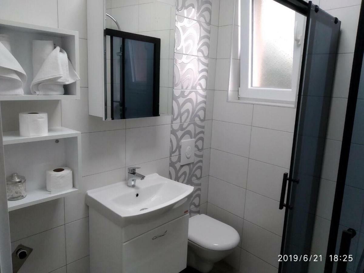Three Stars Apartments Ohrid Buitenkant foto